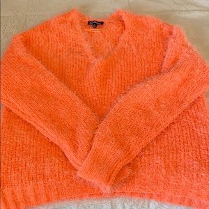 NWT coral fuzzy sweater size XL